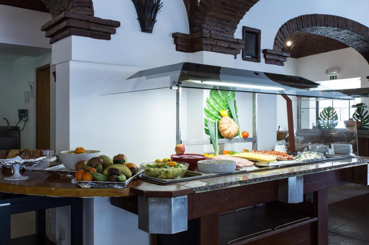 Hotel Quarteirasol Εξωτερικό φωτογραφία